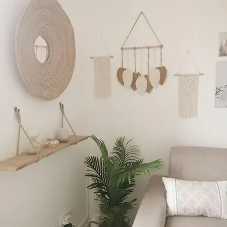 Le Bohemien *studio 30m²*wifi*parking Prive*calme Лурд